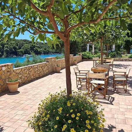 Guest house Seafront Complex In Rab Kampor