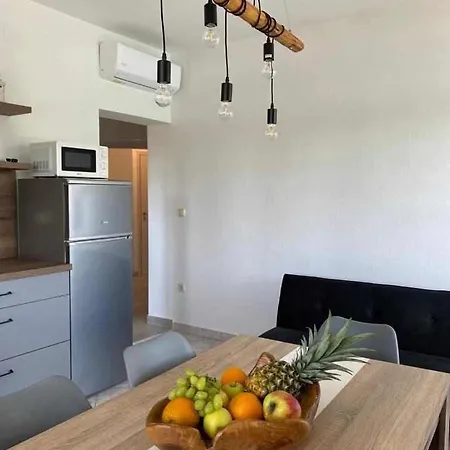 Guest house Seafront Complex In Rab Kampor